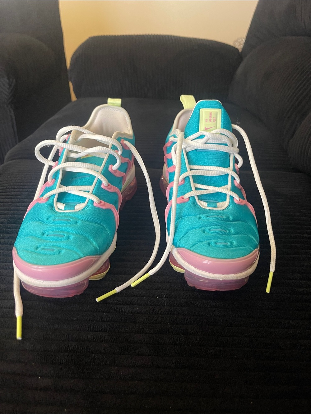 VM Women Sneakers in Teal, Pink and White